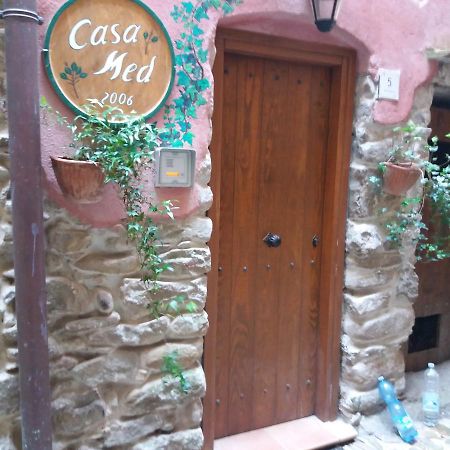 Casa Med Holiday Home Isolabona Екстер'єр фото