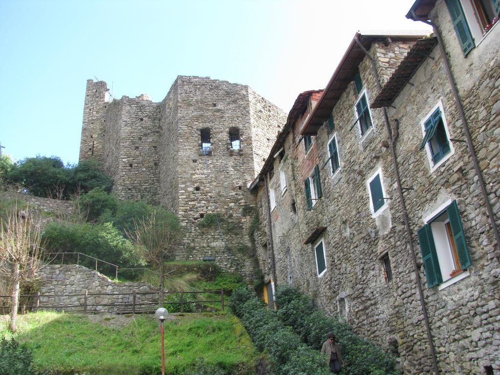 Casa Med Holiday Home Isolabona Екстер'єр фото