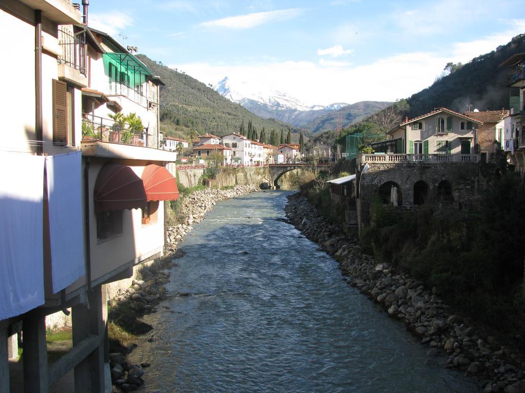 Casa Med Holiday Home Isolabona Екстер'єр фото